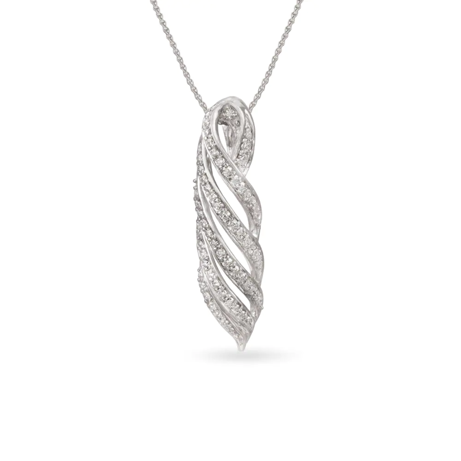 5 White Gold Pendant for the Enticing Woman